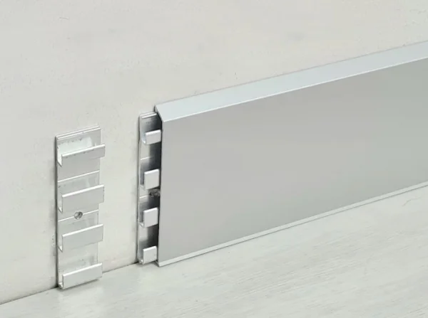 Алюминиевый плинтус Fezard Кабельный ALP-С70 Алюминий 70*10*2500 мм в Нижнем Новгороде