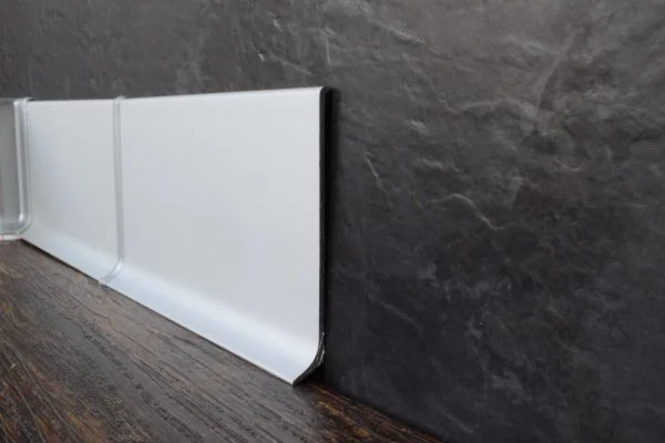 Алюминиевый плинтус ЭлитПроф Анодированный Плоский (100х11х2500 мм) в Нижнем Новгороде