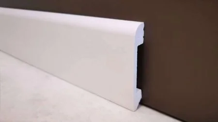 Плинтус Solid UHD 05/80 (80х13х2400 мм) в Нижнем Новгороде