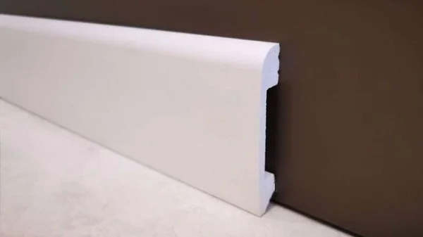 Плинтус Solid UHD 05/80 (80х13х2400 мм) в Нижнем Новгороде