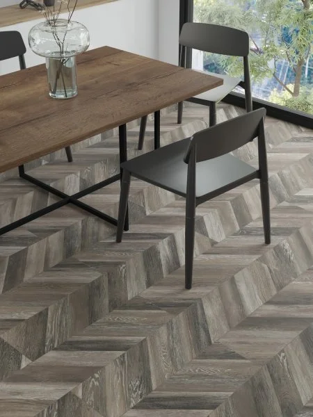 Ламинат Egger PRO 8/33 4V Large Дуб Кестинкорт Шоколад левая EPL240F4CL в Нижнем Новгороде